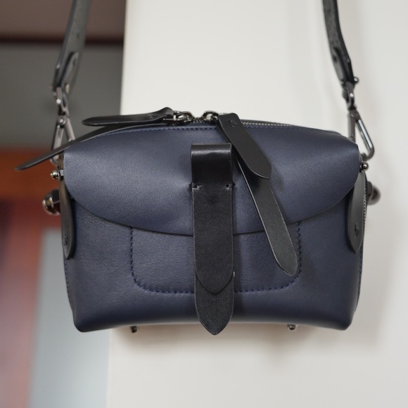 Pugnetti Micro Tool Bag in dark blue with black hardware - Picture 4 of 11